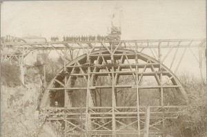 Construction du pont neuf (1882)